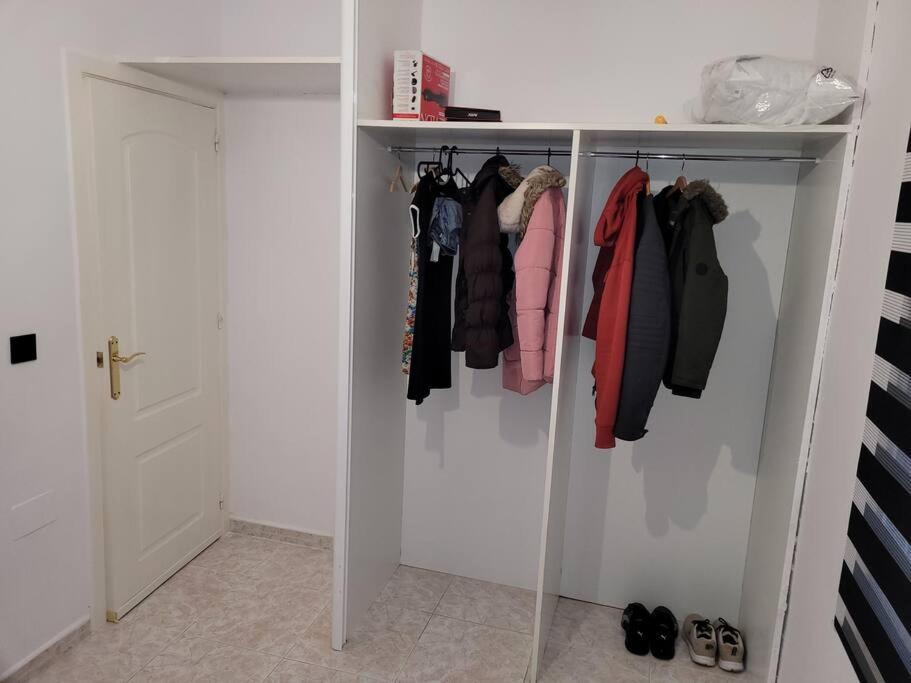 Apartamento Bajo Con Terraza Y Piscina Torrevieja Dış mekan fotoğraf