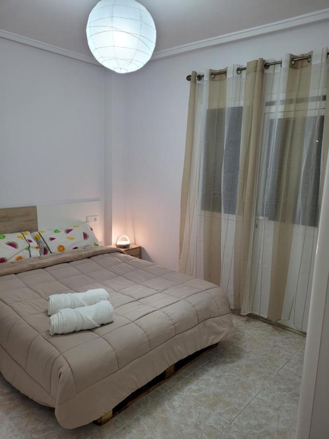 Apartamento Bajo Con Terraza Y Piscina Torrevieja Dış mekan fotoğraf