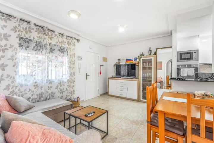 Apartamento Bajo Con Terraza Y Piscina Torrevieja Dış mekan fotoğraf